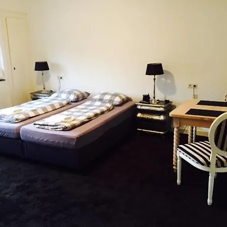 Bei Linda Bed and Breakfast 3*